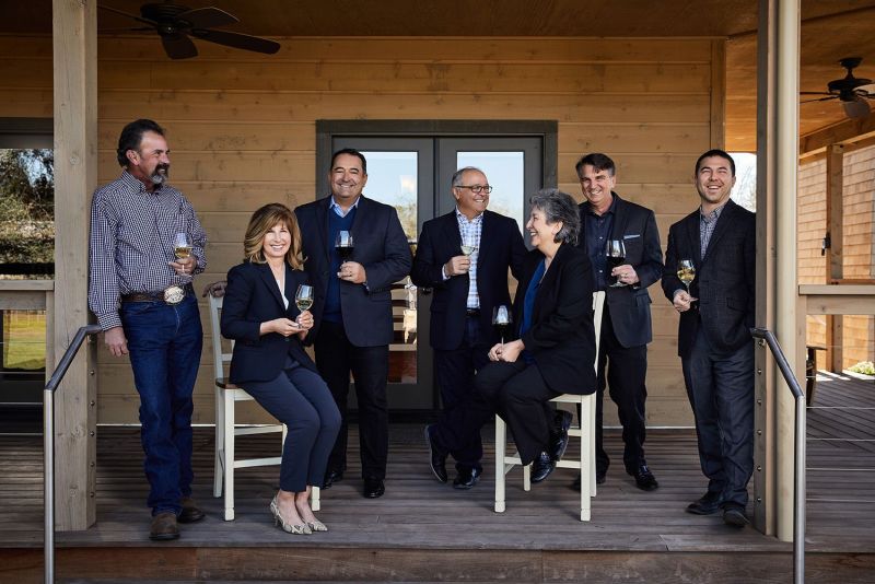 Group portrait of Indelicato Family / Delicato Family Vineyards