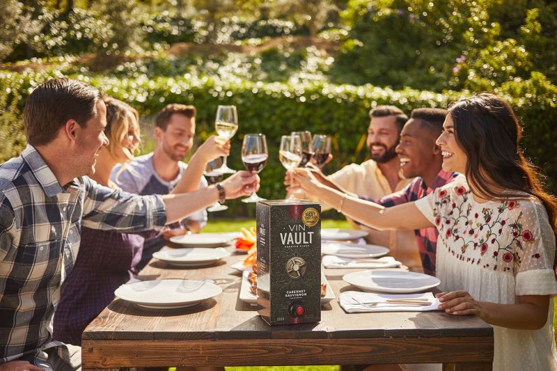 Winery Photographer Napa Valley, Enjoy a party with your best friends