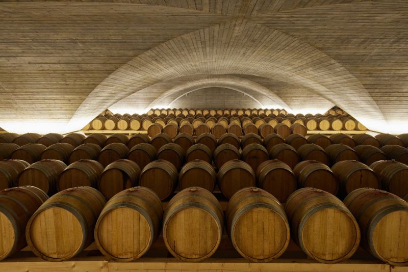 Vie di Romans new modern cellar